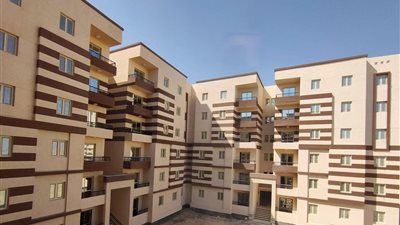 افتتاح وحدة طب الأسرة.. رئيس جهاز قنا الجديدة يتفقد وحدات سكن كل المصريين