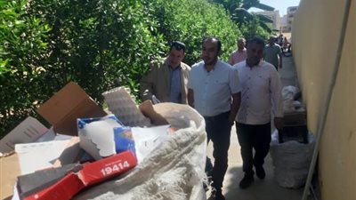 رئيس جهاز الشروق يقود حملة لضبط النباشين ويستمع لشكاوى السكان صور