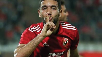 سيراميكا يرفض قطع إعارة القندوسى للاهلى فى يناير