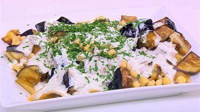 طريقة فتة باذنجان بالزبادي