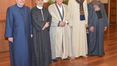توافد القراء بمقرأة كبار القراء بمسجد الإمام الحسين رضي الله عنه