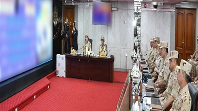 وزير الدفاع يشهد المرحلة الرئيسية لمشروع مراكز القيادة الإستراتيجى التعبوى التخصصى لمركز السيطرة الخلفى للقوات المسلحة
