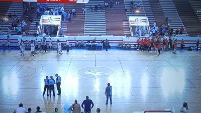 طرد أوجستي بوش المدير الفني لسلة الأهلي خلال مباراة الزمالك
