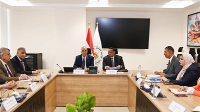 الري : إستمرار متابعة مخرات السيول والأدوية الطبيعية لإستقبال مياه الامطار