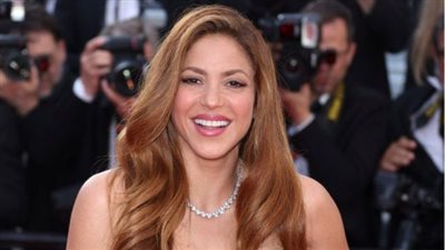 شاكيرا تحصد 3 جوائز جرامي بنسختها اللاتينية .. فيديو