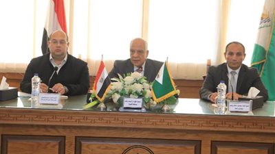 راشد: قريبا إنشاء مواقف للسرفيس بأمبابة ومدرستين بأوسيم
