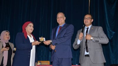 لقاءً تعريفيًّا حول التدريب والدراسة لطلاب الإسماعيلية
