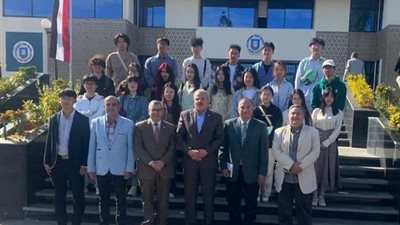 رئيس جامعة القناة يستقبل أول فوج من الطُلاب الصينيين