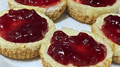 قدميه لضيوفك..طريقة عمل تشيز كيك بالمكسرات