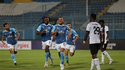 بيراميدز يتقدم على مازيمبى الكونغولى بهدف لاكاى فى الشوط الثانى