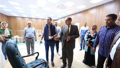 محافظ كفرالشيخ يتفقد إنشاء مركز السيطرة الموحد لخدمات الطوائ