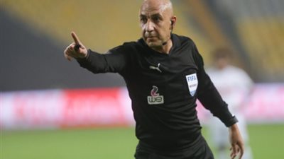 تعرف على حكام مباراة الاهلى وسموحة