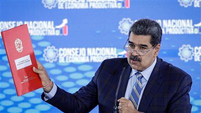 مادورو يدعو بايدن لرفع كافة العقوبات عن فنزويلا