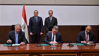 مدبولى يشهد توقيع مذكرة للتوسع في تصدير خدمات تصميم الإلكترونيات