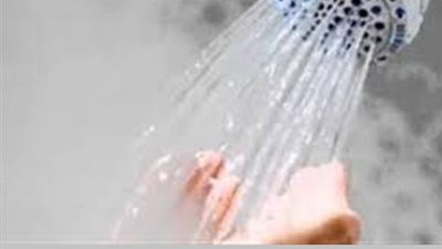 هل يسن الاغتسال للمرأة التي لا تذهب لصلاة الجمعة