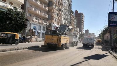 محافظ كفرالشيخ: حملات مكثفة للنظافة وتطهير شبكات صفايات الأمطار