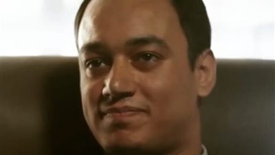 حسن عبد الله موظف فى المطار بـ حدوتة منسية