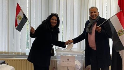 من هولندا : أبناء الجالية المشاركون بالانتخابات : مصر تأتى أولا