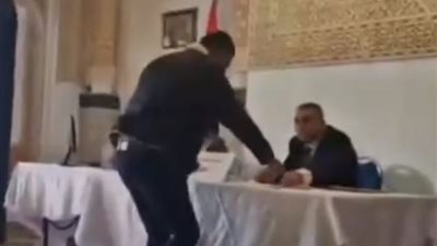 على أنغام 