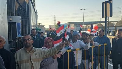 أبناء الجالية المصرية بالكويت يواصلون الإدلاء بصوتهم في ثالث أيام الانتخابات الرئاسية