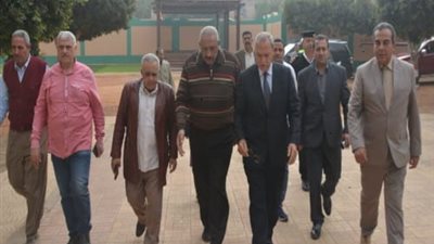 محافظ القليوبية يتفقد لجان الانتخابات الرئاسية بمدينتي طوخ وقها