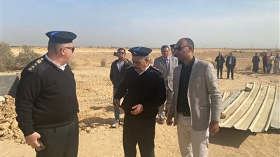 الإسكان: إزالة التعديات واسترداد 40 فدانا بـ