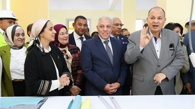 القومي للمرأة يشارك في افتتاح المجمع الحرفي بقرية الشامية بأسيوط