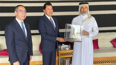 وزير الشباب يبحث التعاون مع نظيره القطري