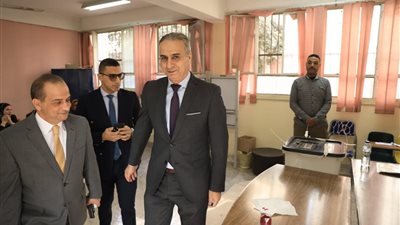 رئيس جهاز حماية المستهلك يُدلي بصوته في الانتخابات الرئاسية