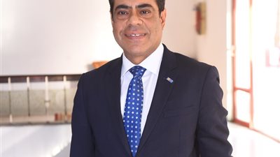 طارق قنديل ممثلًا للأهلي في احتفالية الاتحاد الافريقى.. غدًا