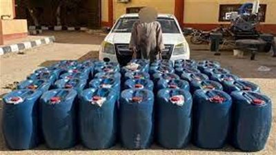 ضبط سيارة نقل محملة بطن سولار قبل بيعها بالسوق السوداء فى الأقصر