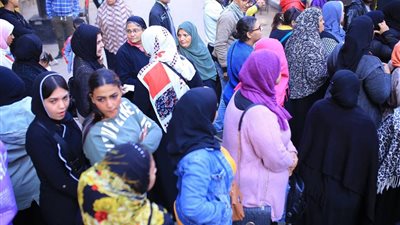 بولاق الدكرور .. مشاركة بارزة من الشباب والنساء في الانتخابات