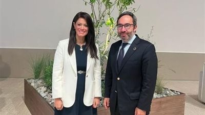المشاط تدعو الرئيس التنفيذي لمكتب الأمم المتحدة لزيارة مصر