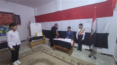 مدارس الإسماعيلية تنفذ محاكاة للعملية الانتخابية..صور