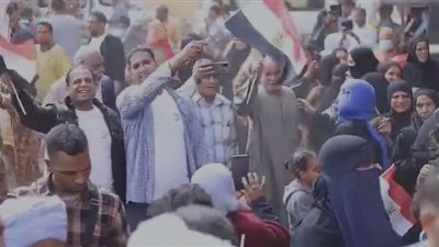 إقبال كثيف من اهالي بني هلال بأسوان على لجان الانتخابات