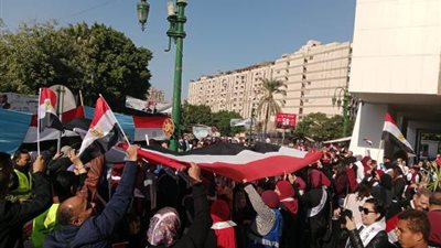توافد المواطنون في ثالث أيام عملية الاقتراع على الانتخابات بأسيوط